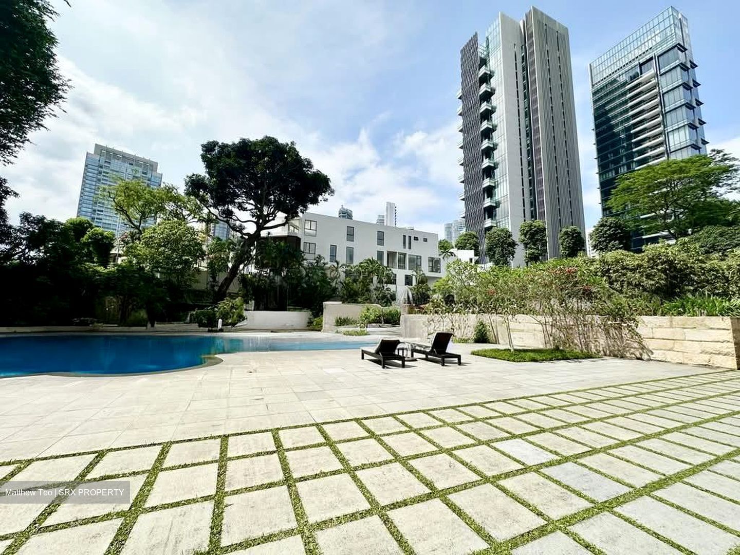 The Colonnade (D10), Condominium #568275721